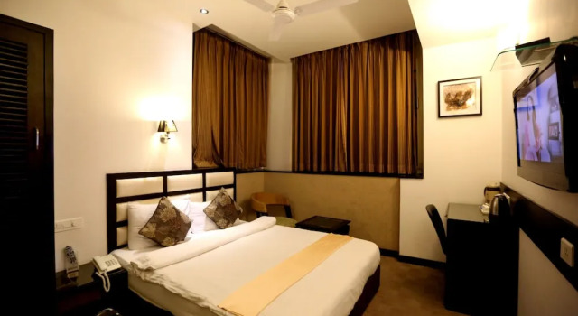 Двухместный номер Deluxe с балконом Hotel Oyster