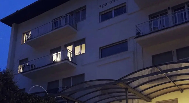 City Apartments Portico