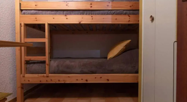 Appartement Saint-Lary-Soulan, 4 pièces, 6 personnes - FR-1-296-291, Забронировать Апартаменты/квартира Отели в центре Сен-Лари-Сулан, в центре, Парковка