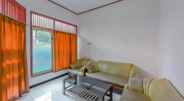 OYO 90258 Hotel New Aprilla