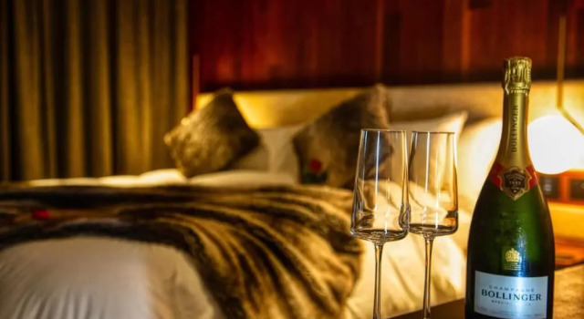 Junior Suite Cave Hotel & Golf Resort