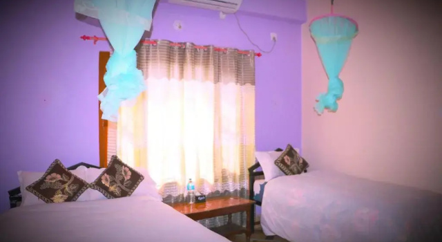 Номер Deluxe Hotel National Park Sauraha- Homely Stay and Peaceful Location with Jungle Safari arrangements