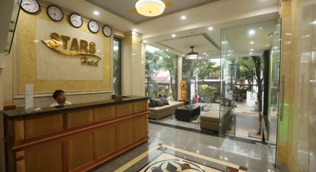 Stars Hotel