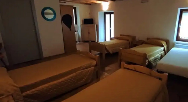 Ostello Sociale Borgo Venno, Boek Hostel Lavenone 