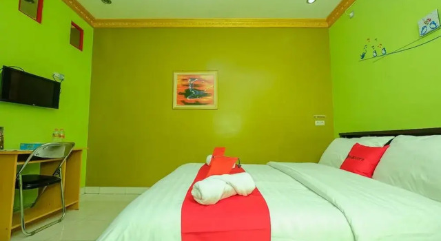 RedDoorz Syariah Near Syamsudin Noor Airport 2, Book Hotel Banjarbaru 