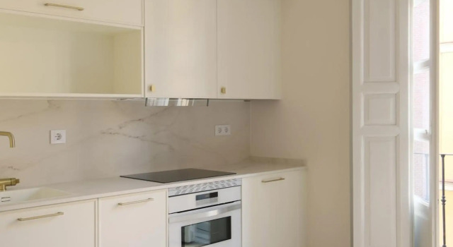 Staylish Studio Apartment In Malasana, Забронировать Апартаменты/квартира Мадрид Провинция Мадрид, рядом с Дом-музей Лопе де Вега