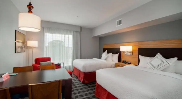 Четырёхместный люкс TownePlace Suites Fort Worth University Area/Medical Center