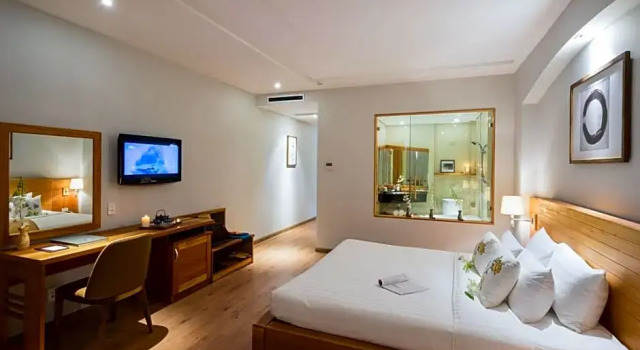 Люкс Silverland Yen Hotel