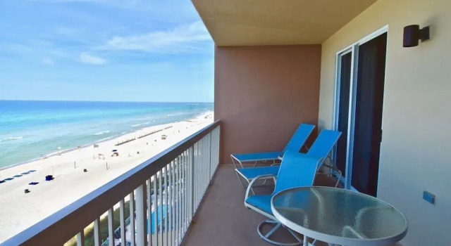 Sunrise Beach 810 by RedAwning