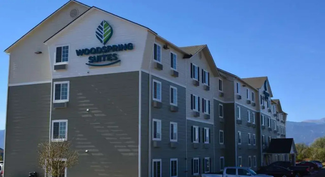 Extended Stay America Select Suites - Colorado Springs - Airport, Book Hotel Colorado Springs Colorado