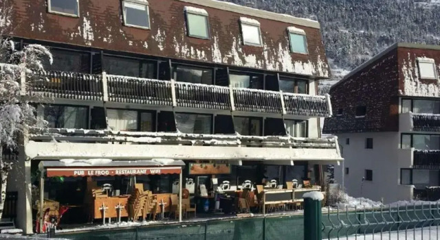 Appartement Serre Chevalier, 1 pièce, 4 personnes - FR-1-330F-106, Rezerwuj Apartament Hotele w Serre Chevalier z basenem, Basen
