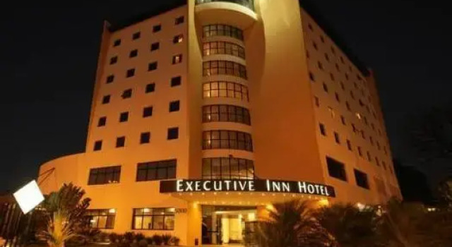 Номер Deluxe Executive Inn Hotel