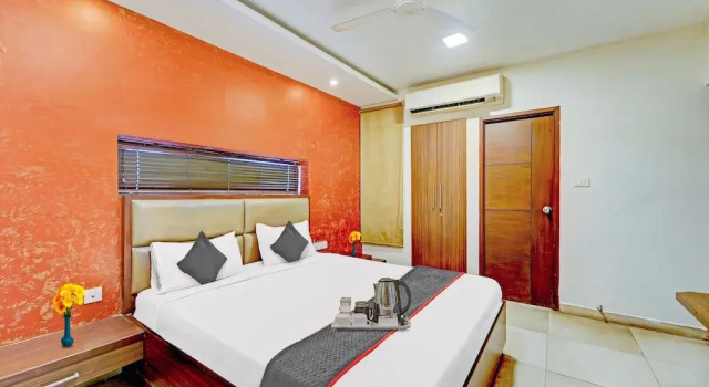 RG SUITES - Royapettah, Near Apollo Hospital & Marina Beach, Забронировать Отель Недорогие отели Ченнаи, рядом с AVM Rajeswari Kalyana Mandapam, недорого
