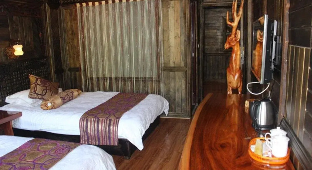 LongShenglongji Hotel