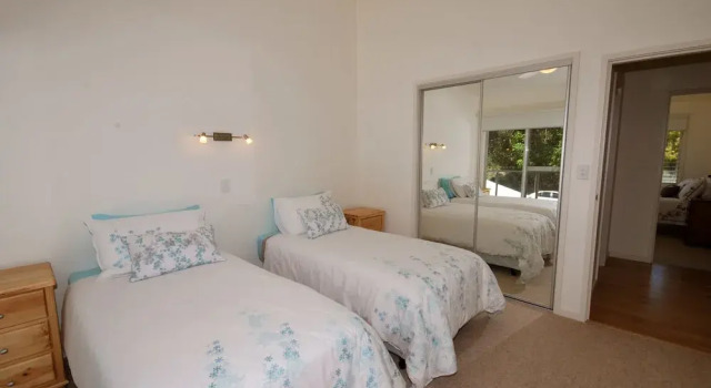 Florida Unit 4 - Shoal Bay