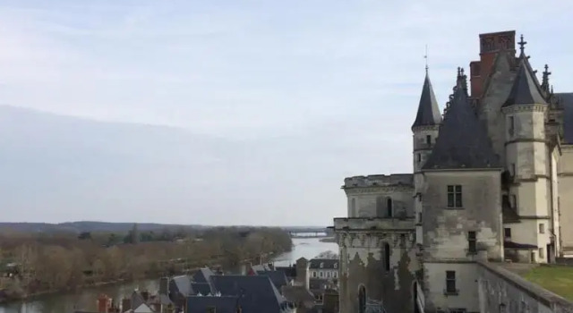Studio hyper-centre d'Amboise avec vue sur le château, Rezerwuj Apartament Amboise 