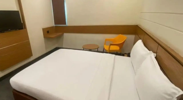 Номер Comfort Max Hotels Prayagraj