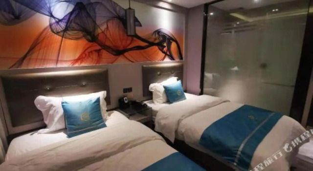 Wei'erdun Hotel (Shenzhen Bao'an Lingzhi Metro Station)