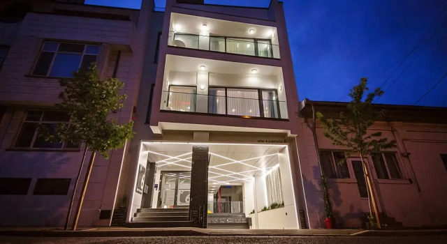 No 6 Apartments
