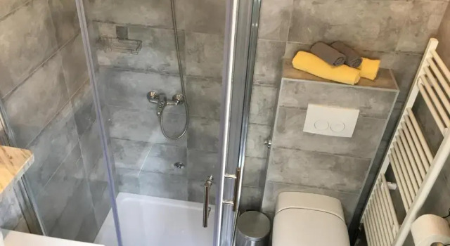 Студия Luigi apartments