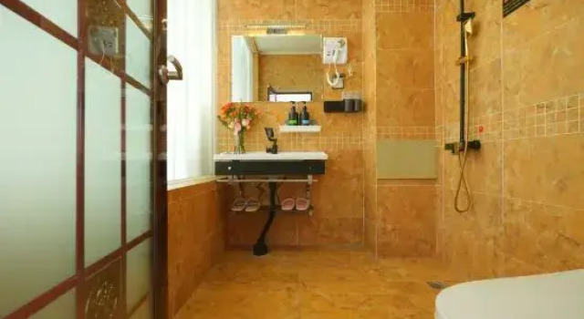 166 Hotel, Забронировать Отель Лицзян Юньнань, рядом с Улица Сквер-стрит Древнего города Даянь