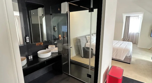 Двухместный люкс Standard Golden Lisbon Hotel
