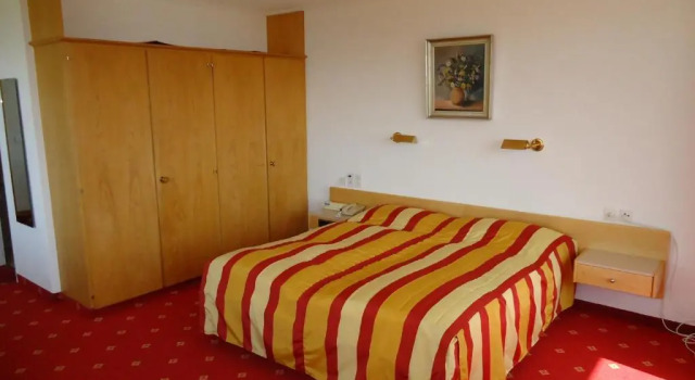 Grand Hôtel du Parc, Prenota Hotel Montana Canton Vallese