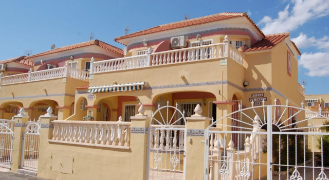 Cozy Holiday Home in Valencia with Swimming Pool, Rezervați Hotel Orihuela Comunitatea Valencia