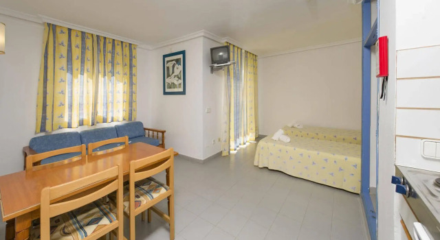 Vago Ibiza, Book Apartment Hotels in Ibiza with a Pool, Swimming Pool