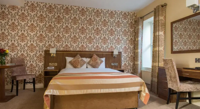 Двухместный номер Standard Holyrood Hotel - Leisure Centre & The Spa at Orchids