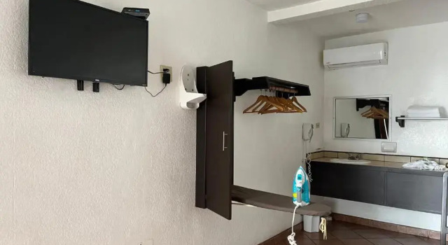 Трёхместный номер Standard Hotel La Quinta Bonita