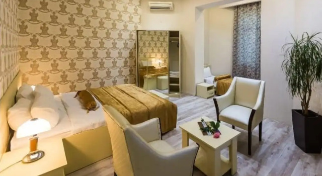 Vania Hotel, Rezerwuj Hotel Hotele w Nasimi z basenem, Basen