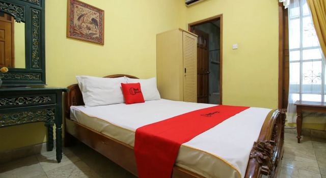 RedDoorz Plus near Galeria Mall, Rezervovat Hotel 3hvězdičkové hotely v Yogyakarta Province, 3*