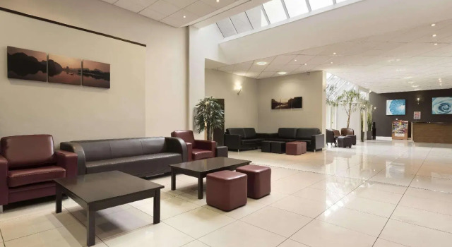 Days Hotel Coventry, Varaa Hotelli All inclusive -hotellit kohteessa Merseyside, All Inclusive