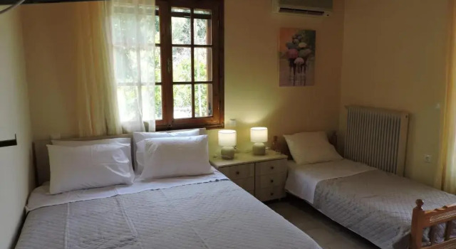 Calm house in Sivros village, Lefkada, Prenota Hotel Sívros 