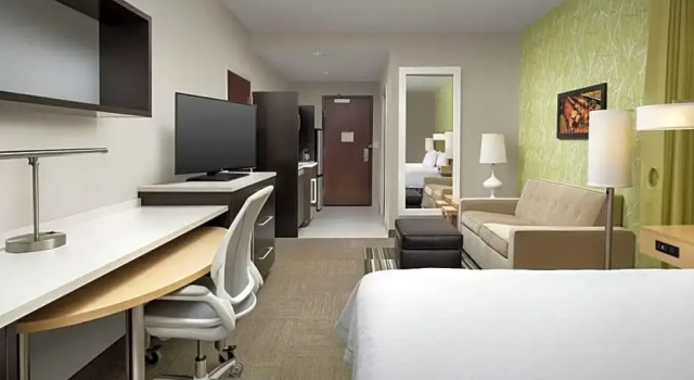 Люкс Deluxe Home2 Suites by Hilton Lake City
