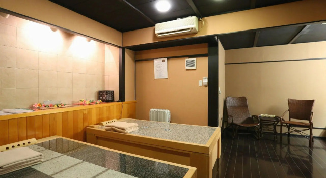 Kameya Honten, Book Hotel Chikuma Nagano
