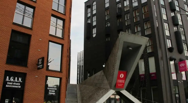 Студия Roseni City Apartment
