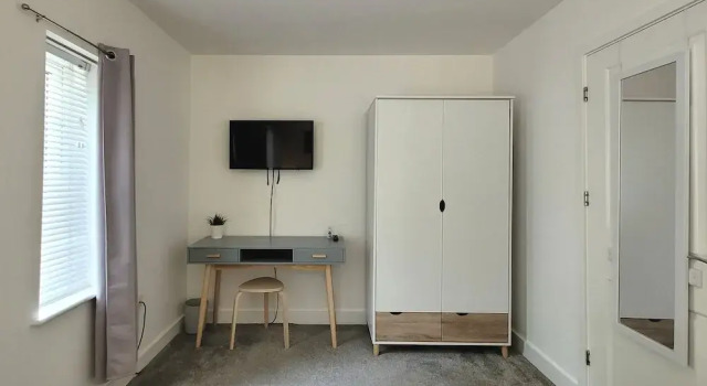 House of 4 Chimneys by Your Lettings UK