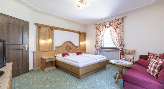 Hotel Waldsee, Забронировать Отель Фие алло Шилиар Альпе-ди-Сьюзи