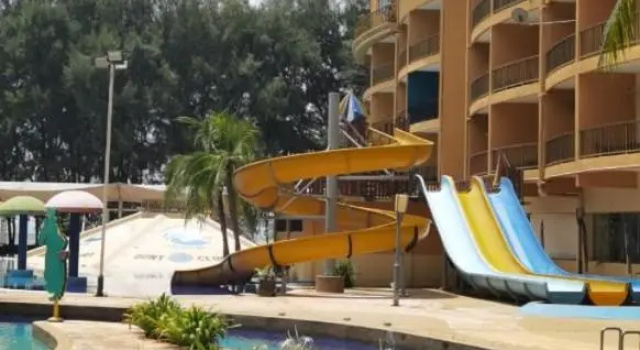 4pax Gold Coast Morib Resort - Banting Sepang KLIA Tanjung Sepat