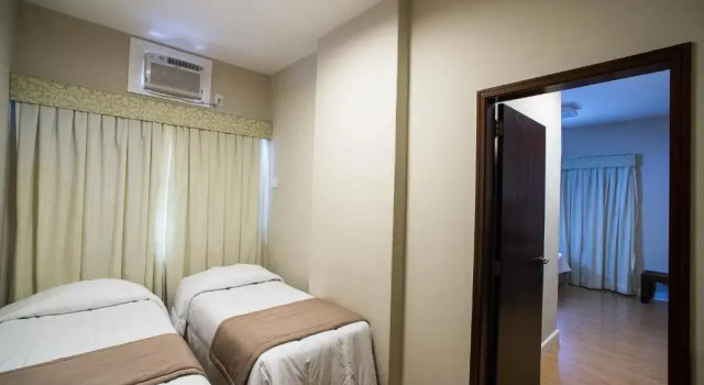 Четырёхместный номер Standard Entremares Hotel