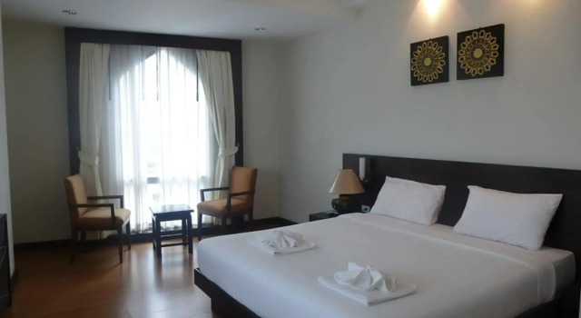 Grande Southern Hotel, Забронировать Отель Отели Южного Таиланда с парковкой, Парковка