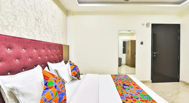 Fabhotel Keshri Inn, Забронировать Отель Отели Аллахабад с завтраком, Завтраки
