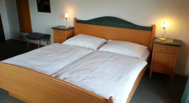 Gstehaus Pichler, Book Hotel Mondsee 