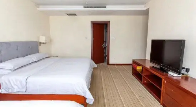Люкс Premier University Hotel