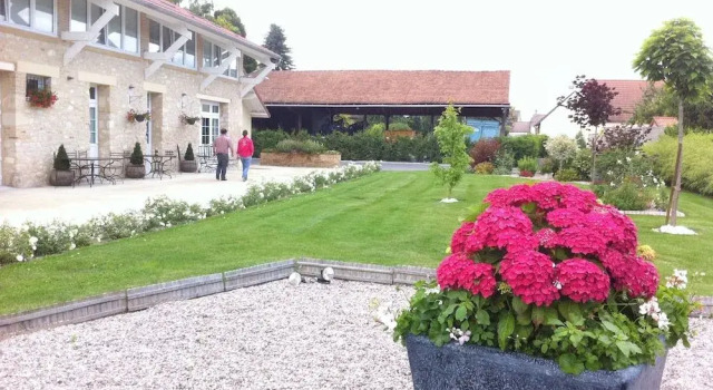 La Grange Champenoise, Varaa Hotelli  