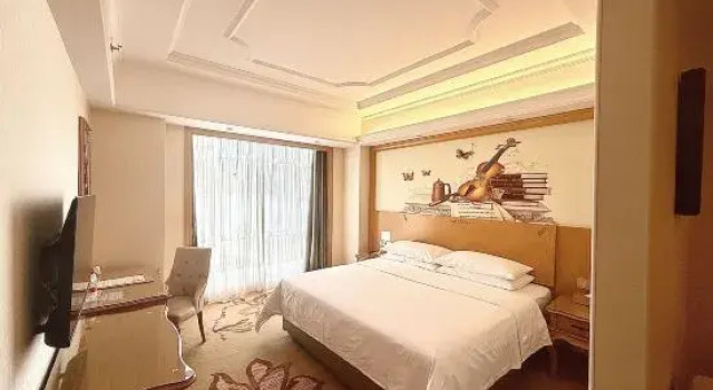 Люкс Deluxe c 1 комнатой с видом на море Vienna International Hotel (Huizhou Daya Bay Coastal Park Branch)