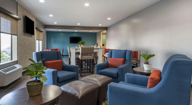 Comfort Inn Airport, Reserva ahora Hotel Hoteles en Plainfield con piscina, Piscina