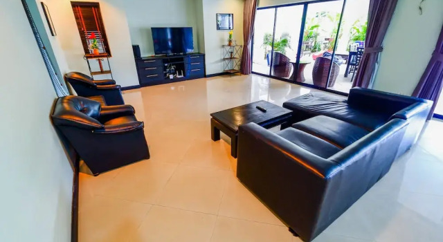 Baan Bali 5 bedroom Pool Villa By Pinky